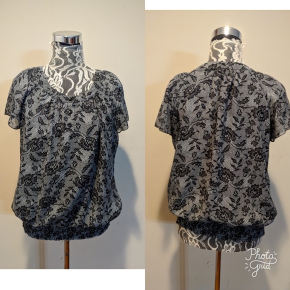 Apt. 9 Tops - Cute Little Apt. 9 Top!